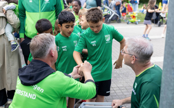 Erst Stempel, dann Eis